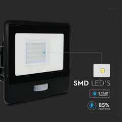 V-Tac 10-S 10W SMD Pir Sensor Floodlight With Samsung Chip Colorcode:6400k Black Body Gray Glass